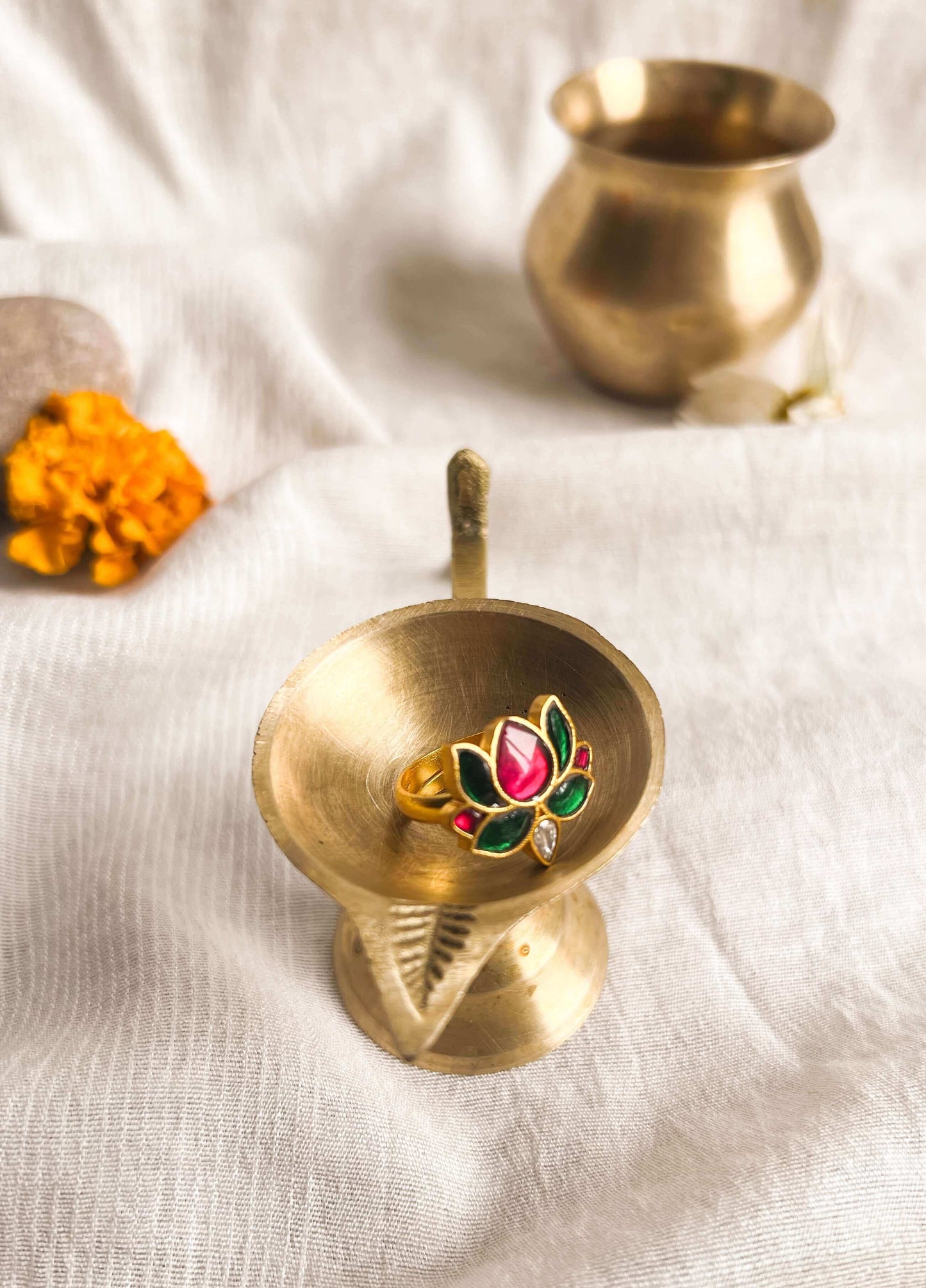 Saroja adjustable kundan ring with gold plating on silver
