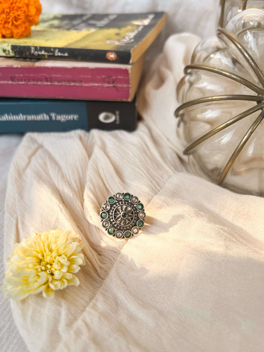 Kuja oxidised silver ring with green onyx detail