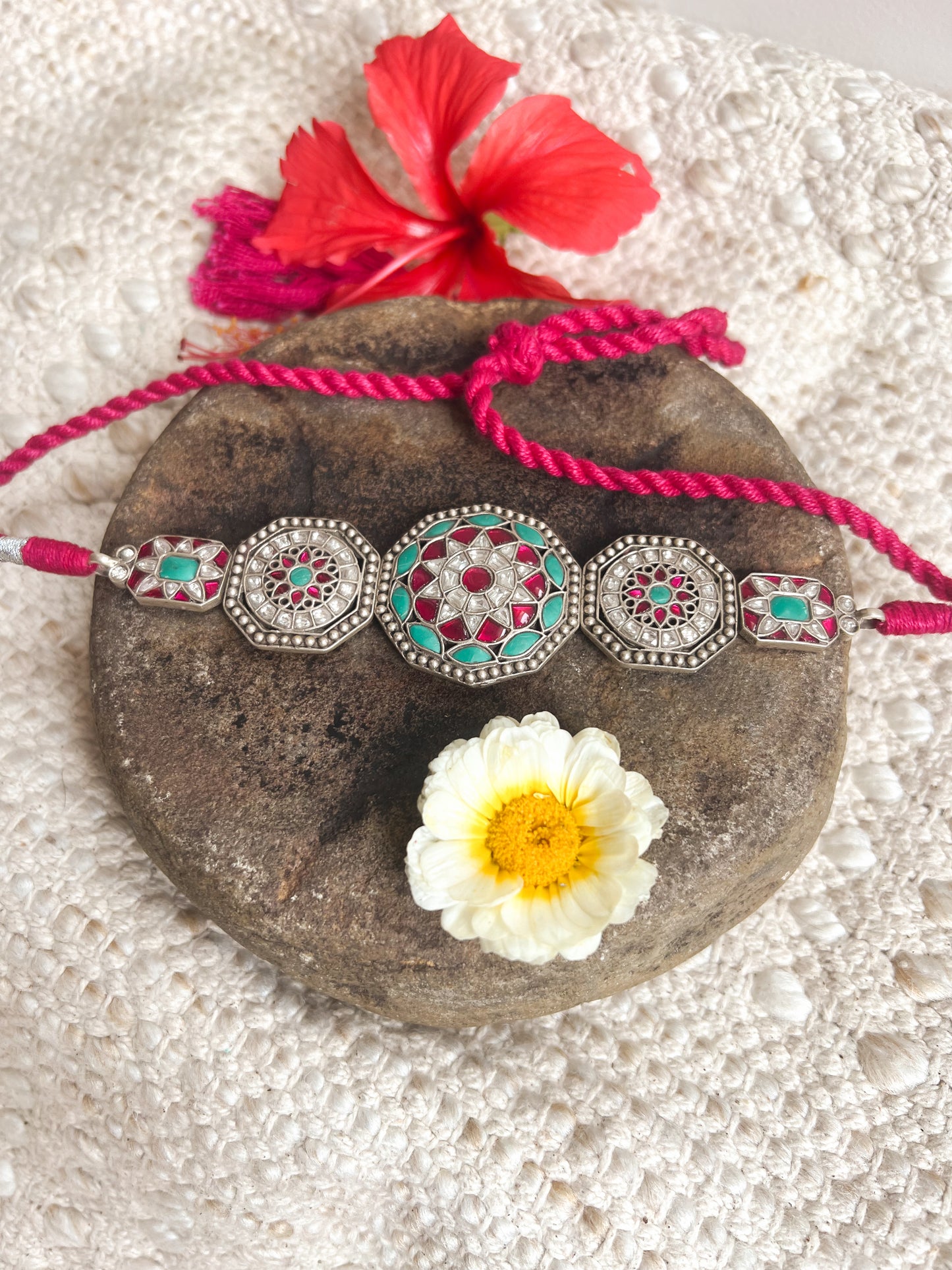Rangeela choker in silver with intricate kundan work in aqua and rani pink stone