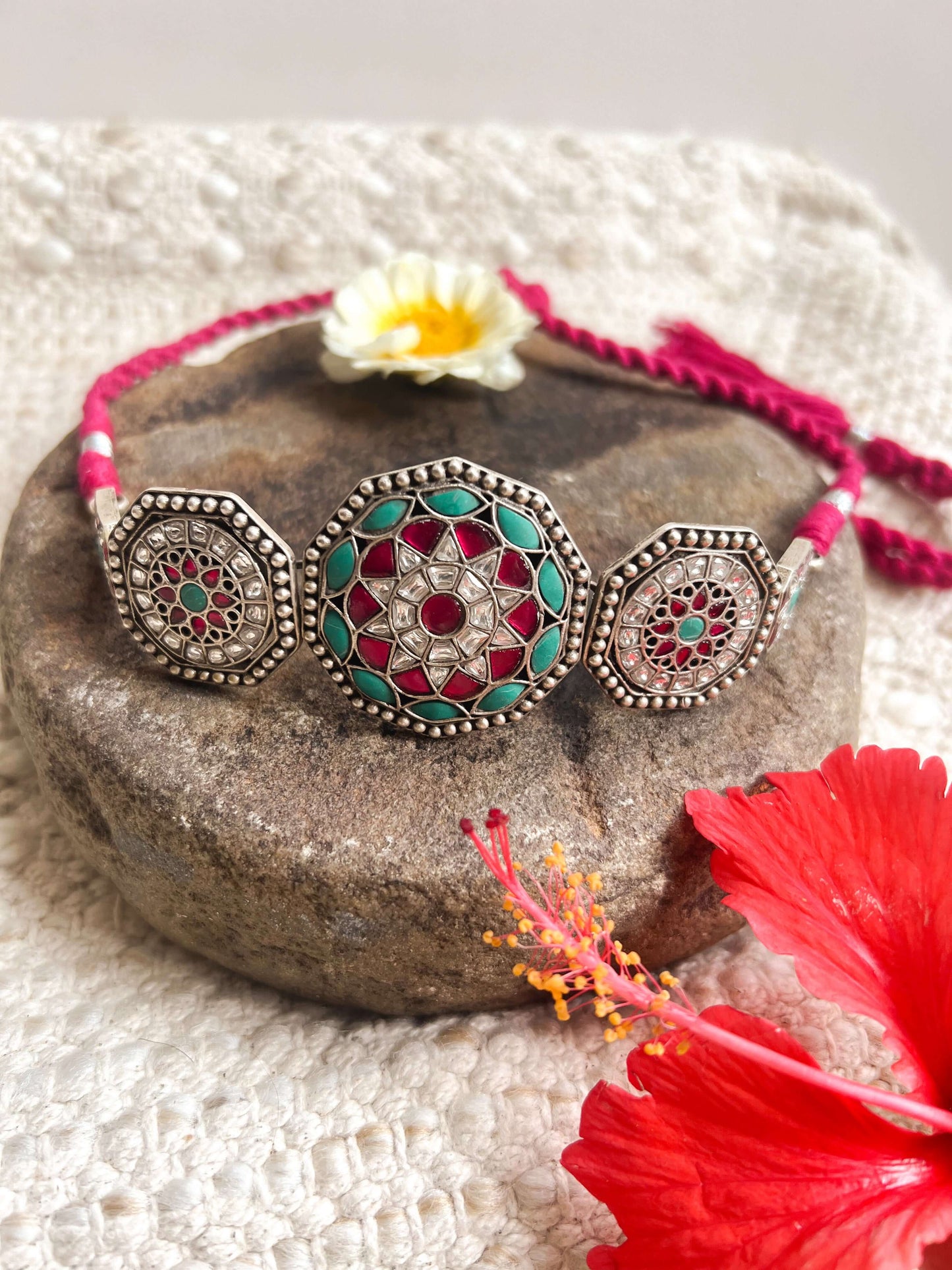 Rangeela choker in silver with intricate kundan work in aqua and rani pink stone