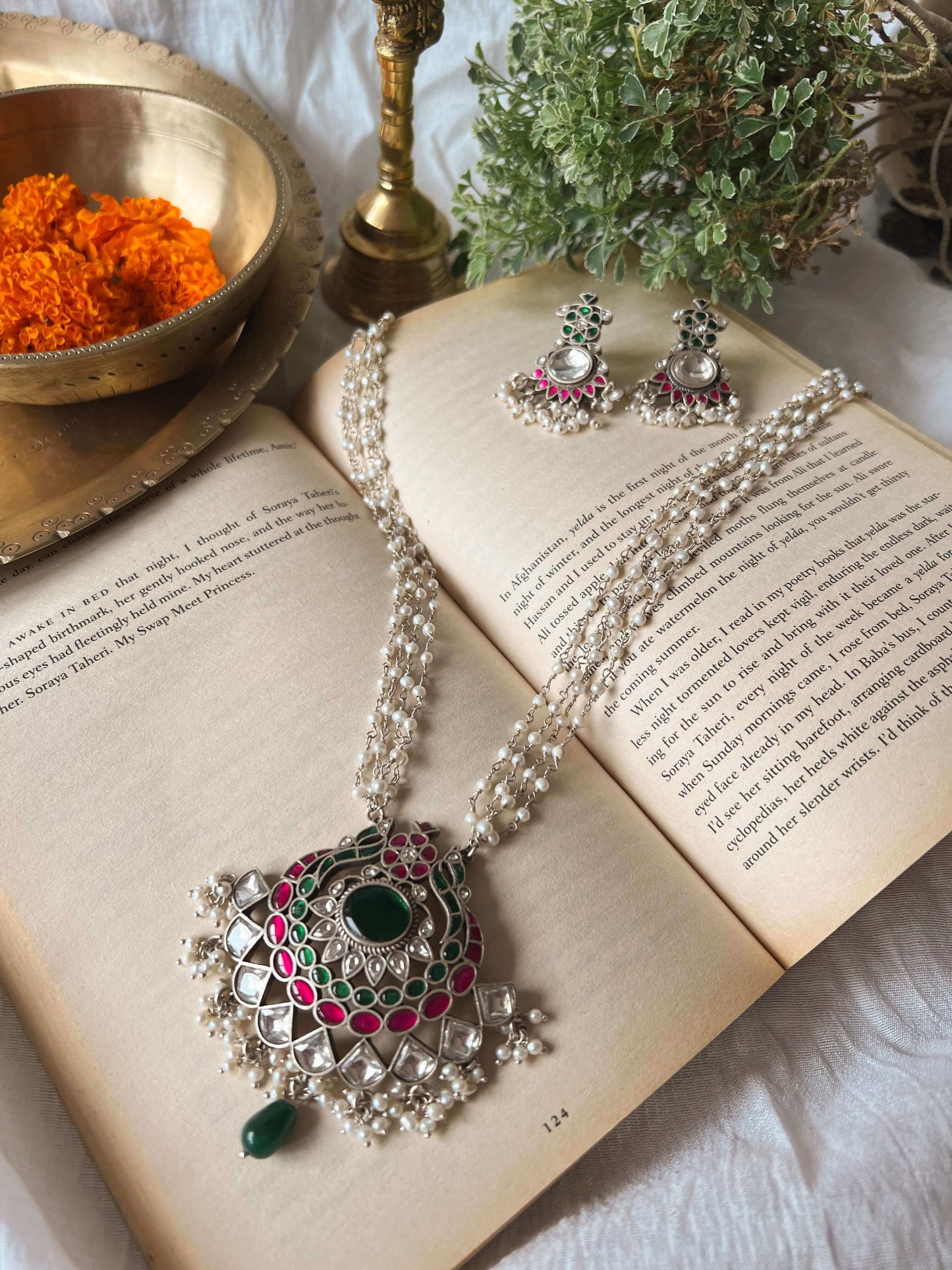 Veera pendant necklace set in kundan with pearl strings