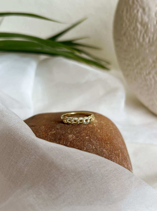 Stella gold plated silver ring with chain detail and zircon
