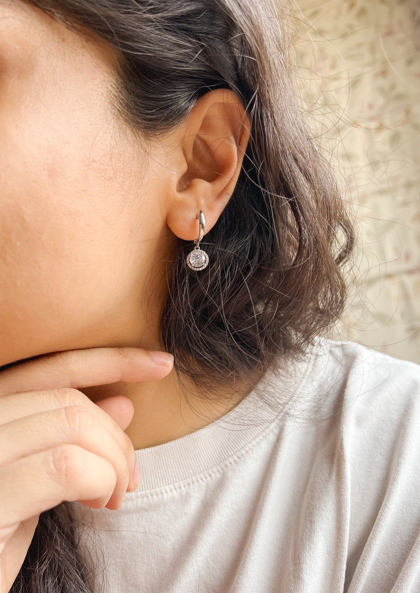 Aura mini danglers in silver with circle crystal charm