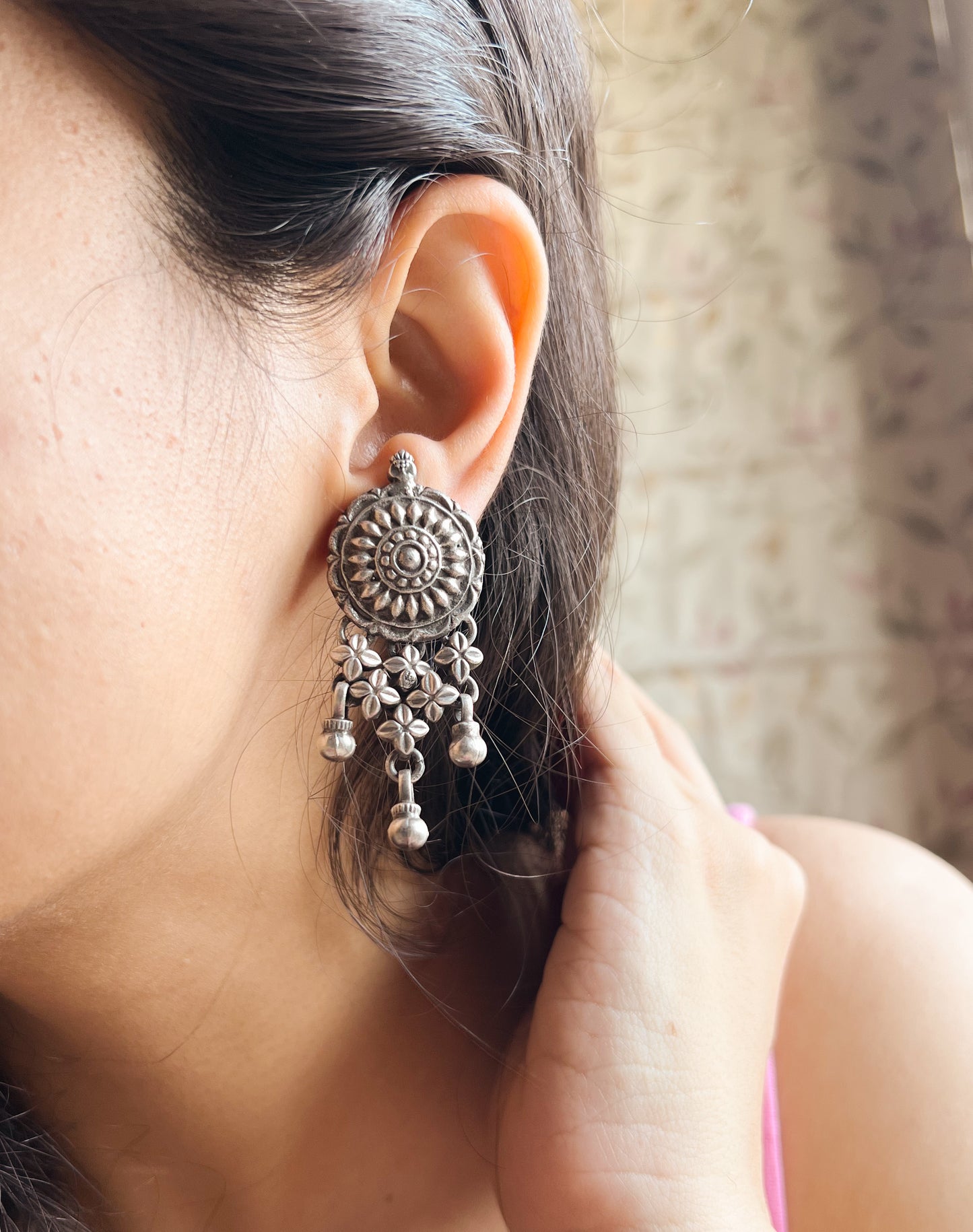 Lokya oxidised silver earring