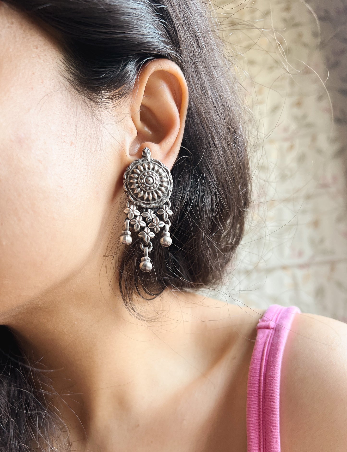 Lokya oxidised silver earring