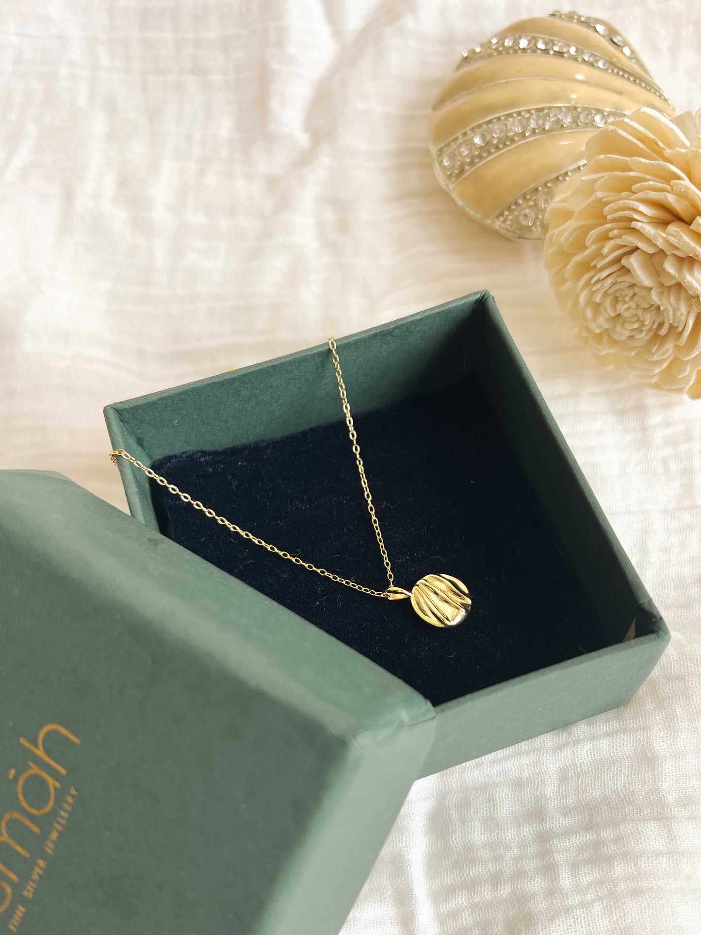 Medallion charm gold plated silver chain
