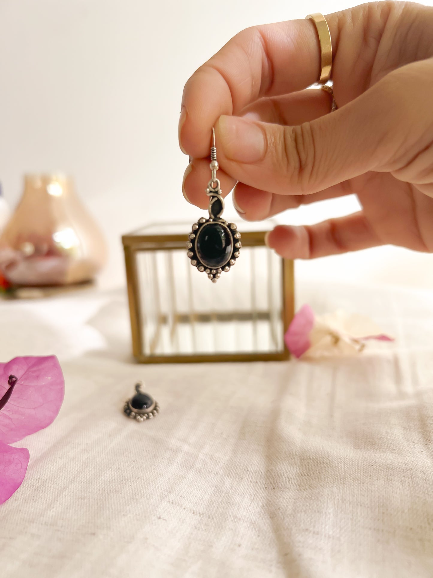 Sahar fish hook earring in silver with black onyx stone
