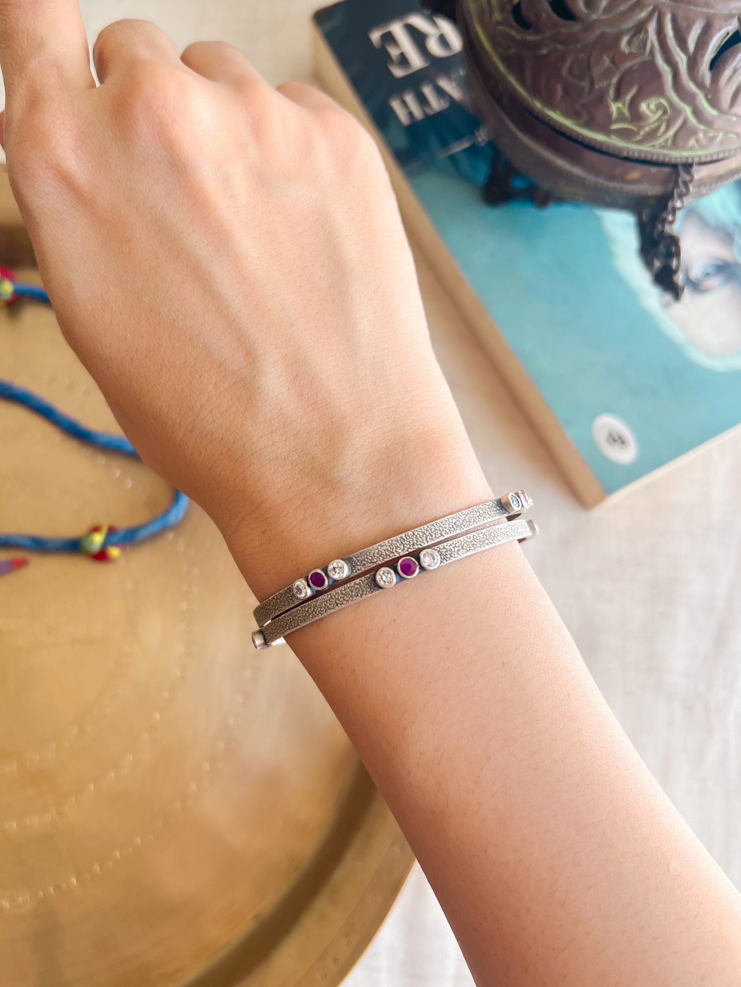 Savi oxidised bangle with ruby and zircon stone (for 1 pc)