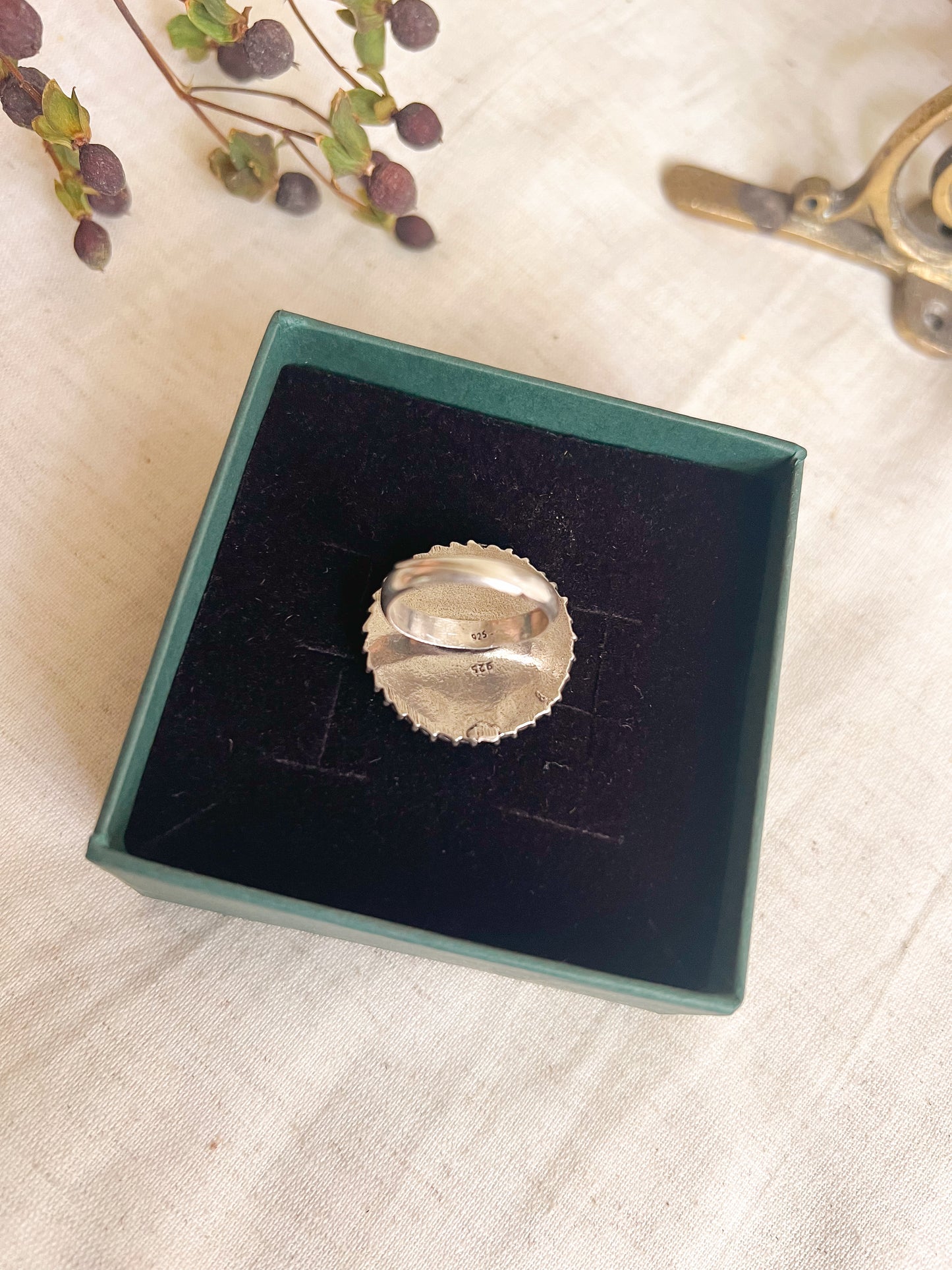 Abhuti oxidised silver ring with ruby onyx (adjustable)