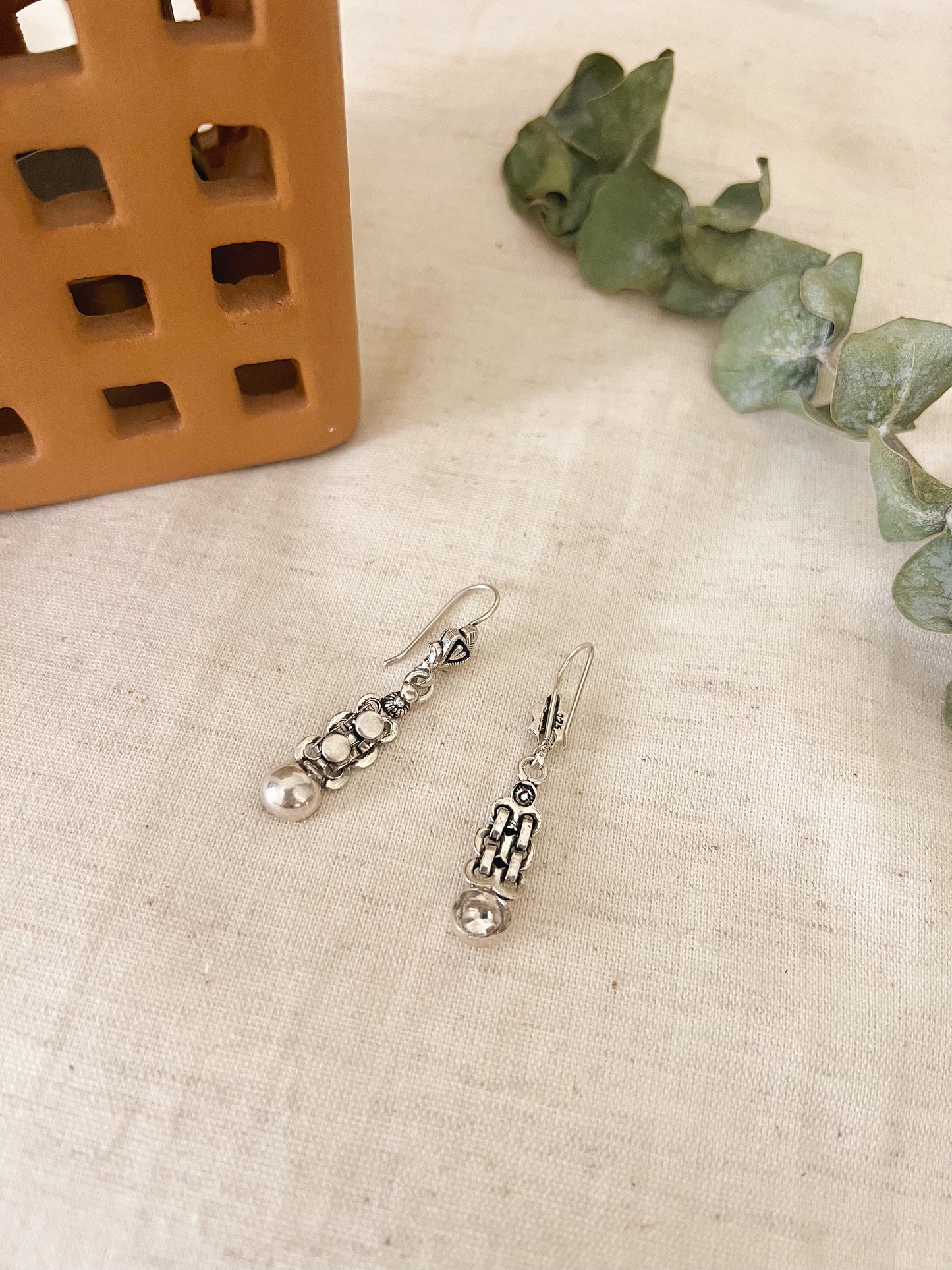 Ladi fish hooks in silver