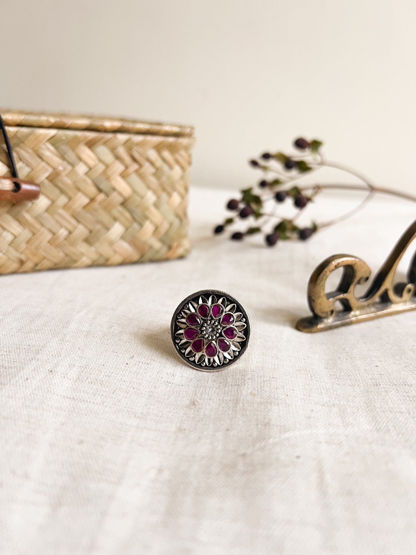 Rooha silver ring with pink onyx (adjustable)