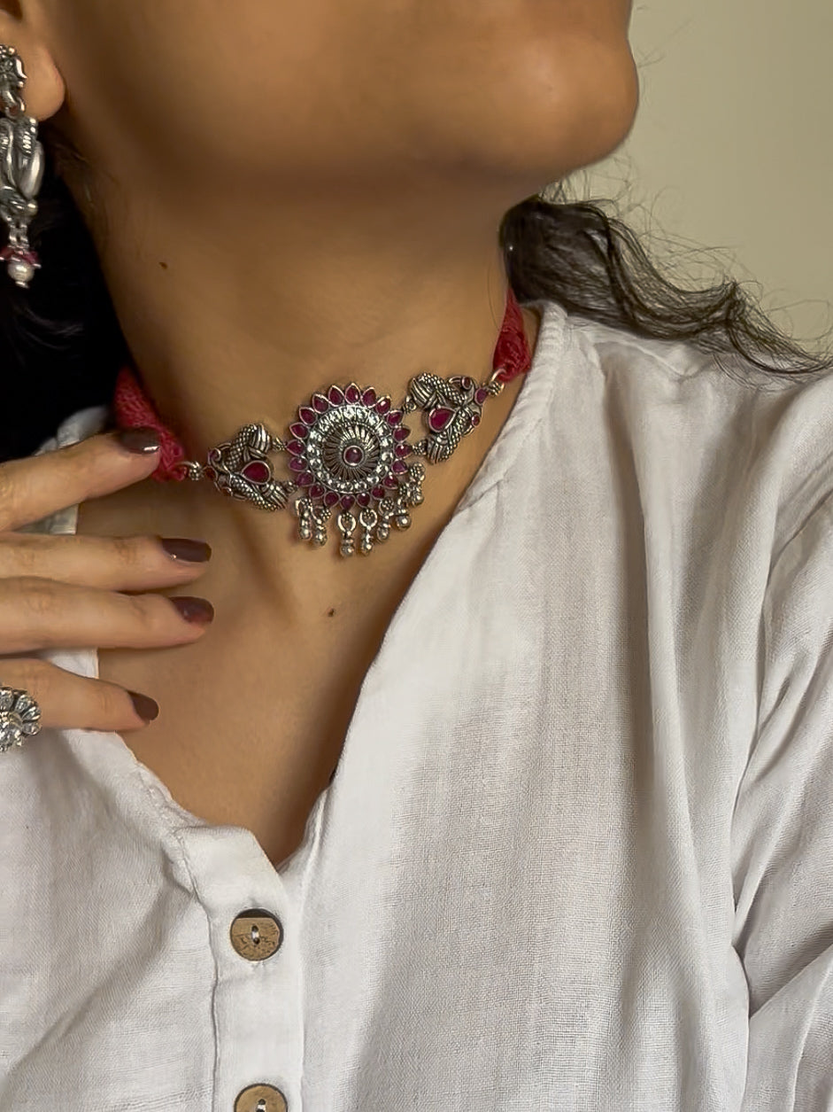Aloka silver necklace with kundan and ghunghroo detail