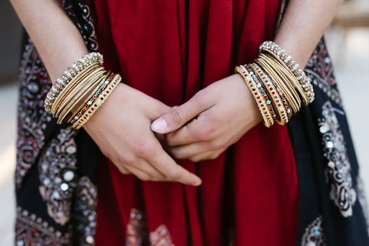 Exploring the World: The Cultural Necklace Phenomenon