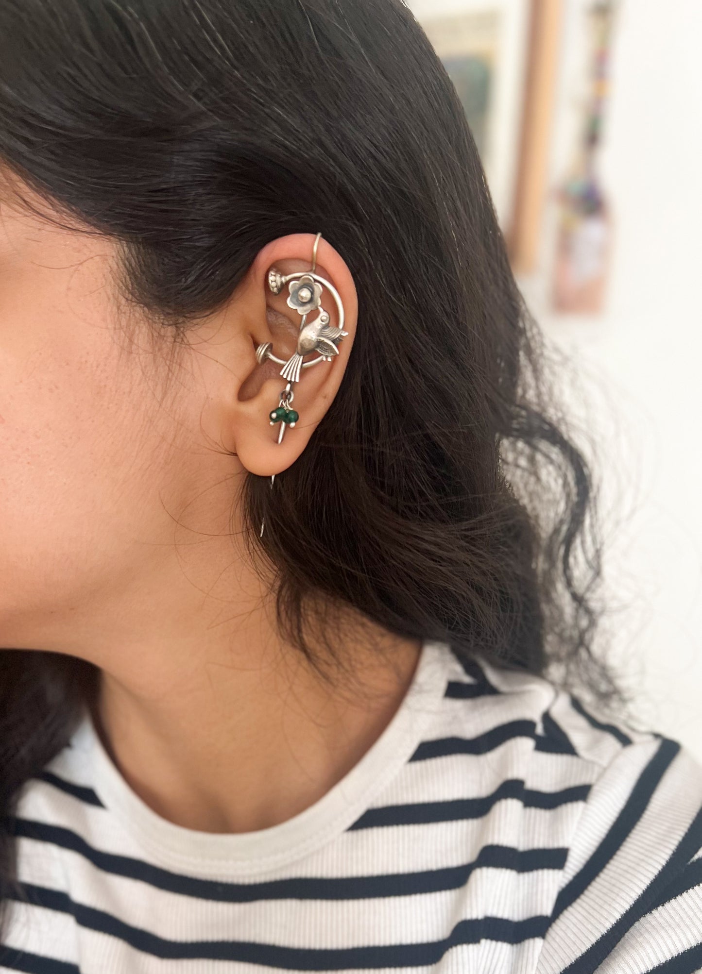 Parinda needle earcuff in silver with emerald beads
