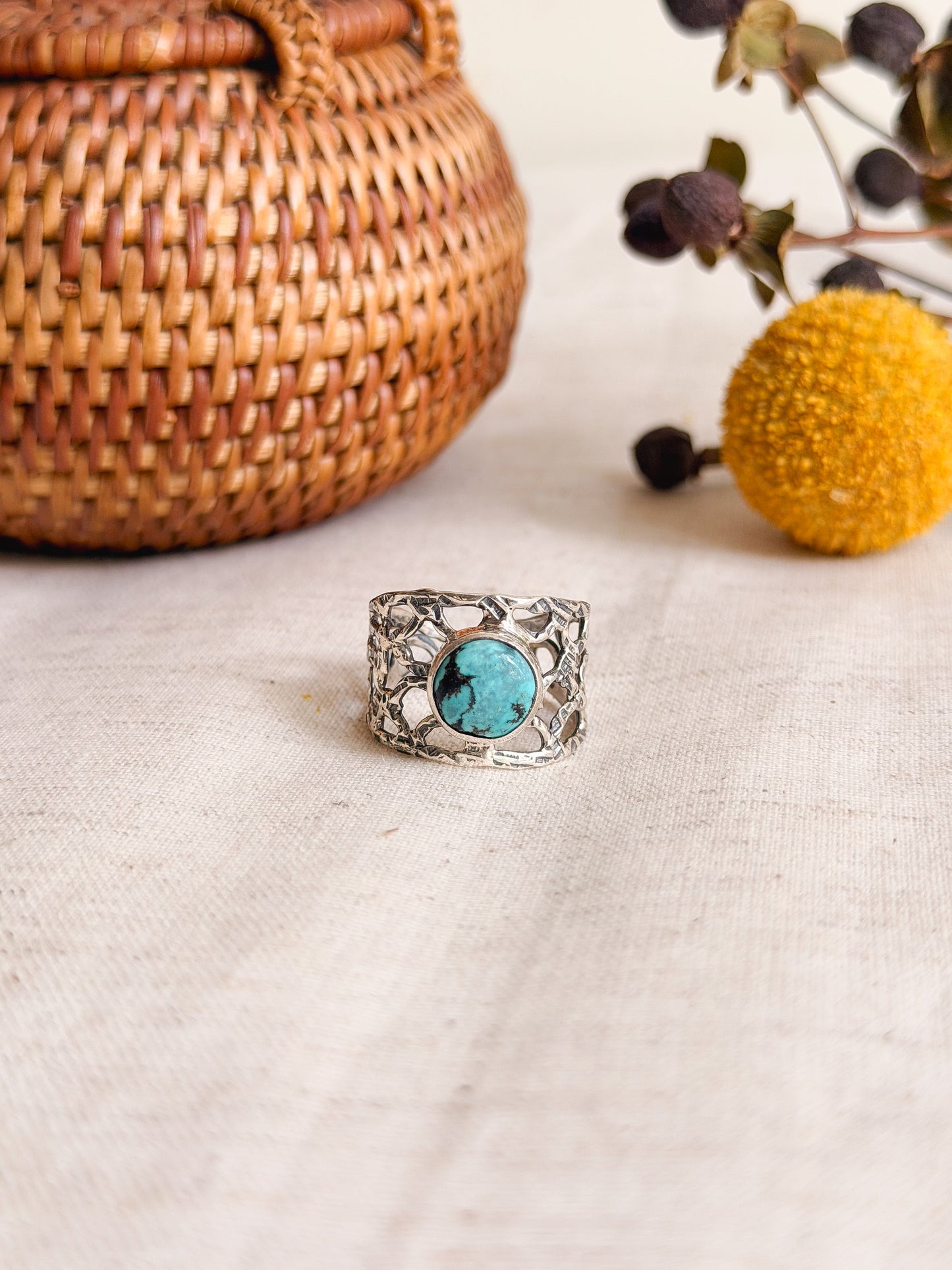 Prakrat silver ring with gemstone (3 color variants / adjustable)
