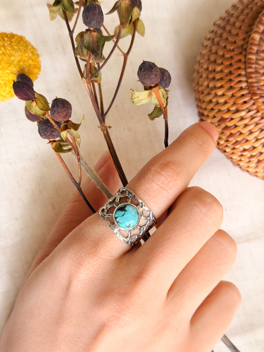 Prakrat silver ring with gemstone (3 color variants / adjustable)
