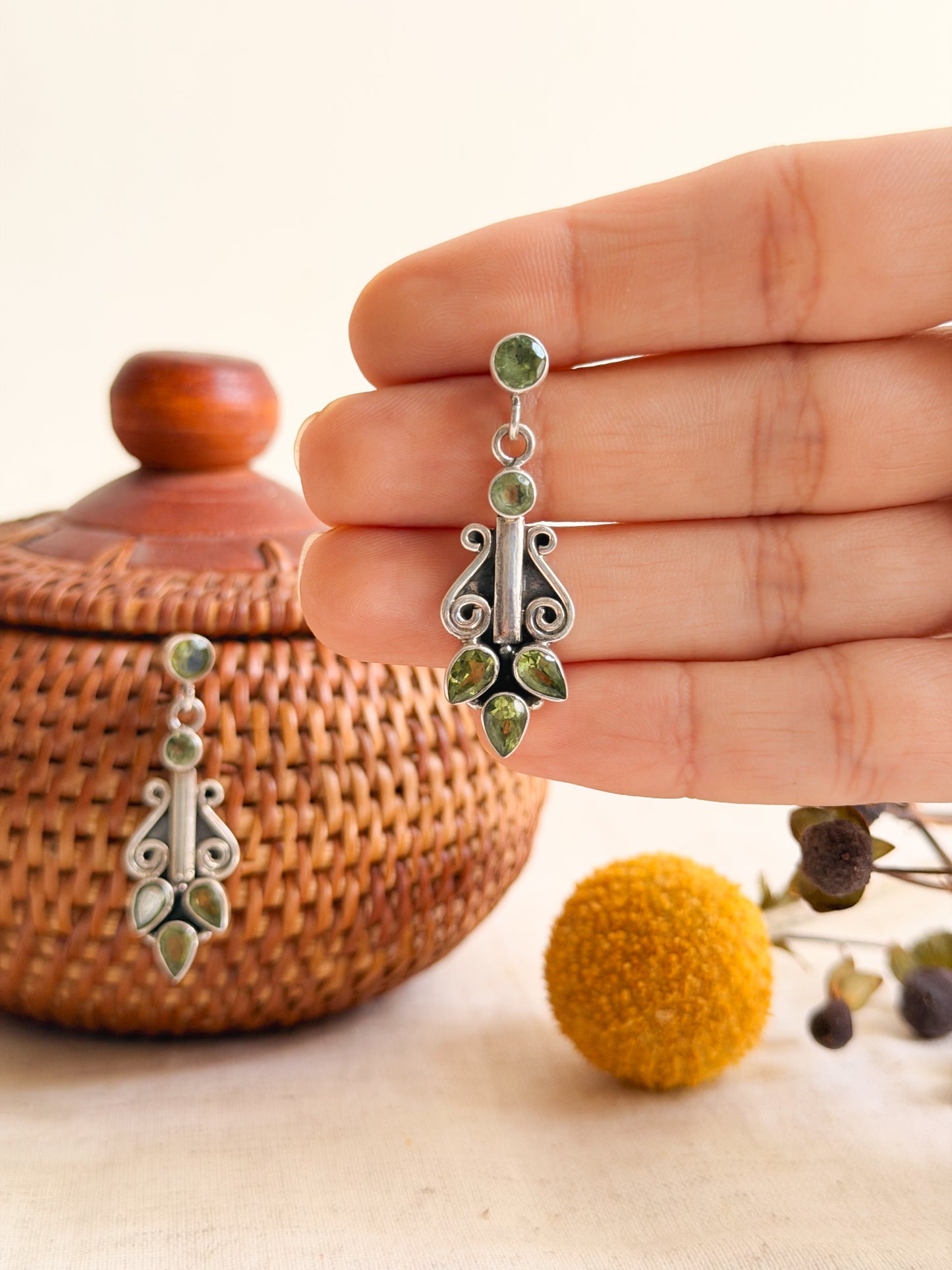 Saraj silver danglers with gemstones (2 color variants)