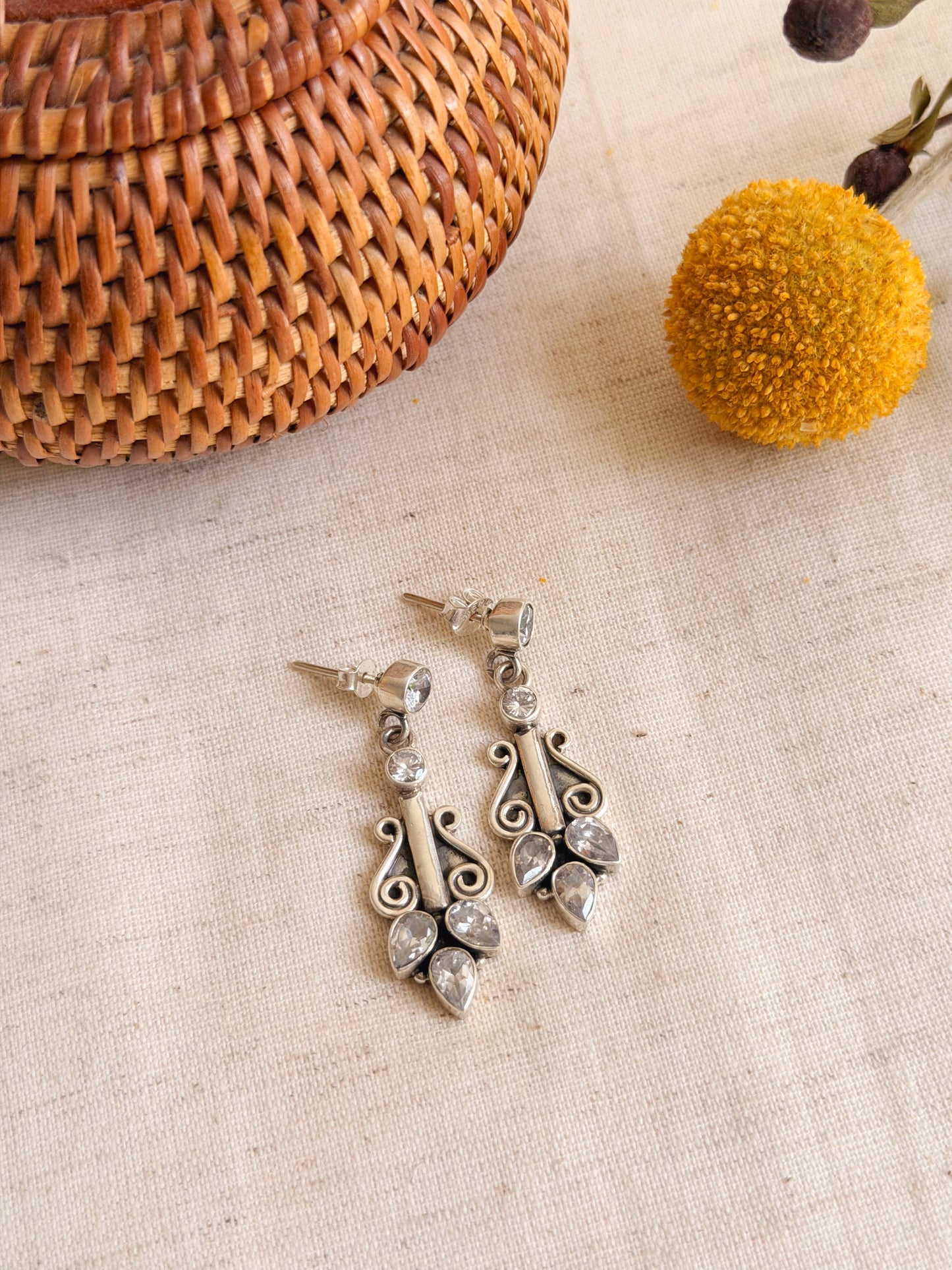 Saraj silver danglers with gemstones (2 color variants)