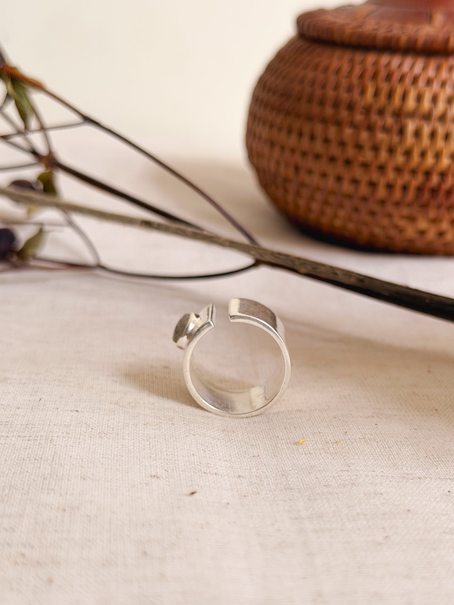 Wrap silver chunky ring with gemstone (2 color variant / adjustable)