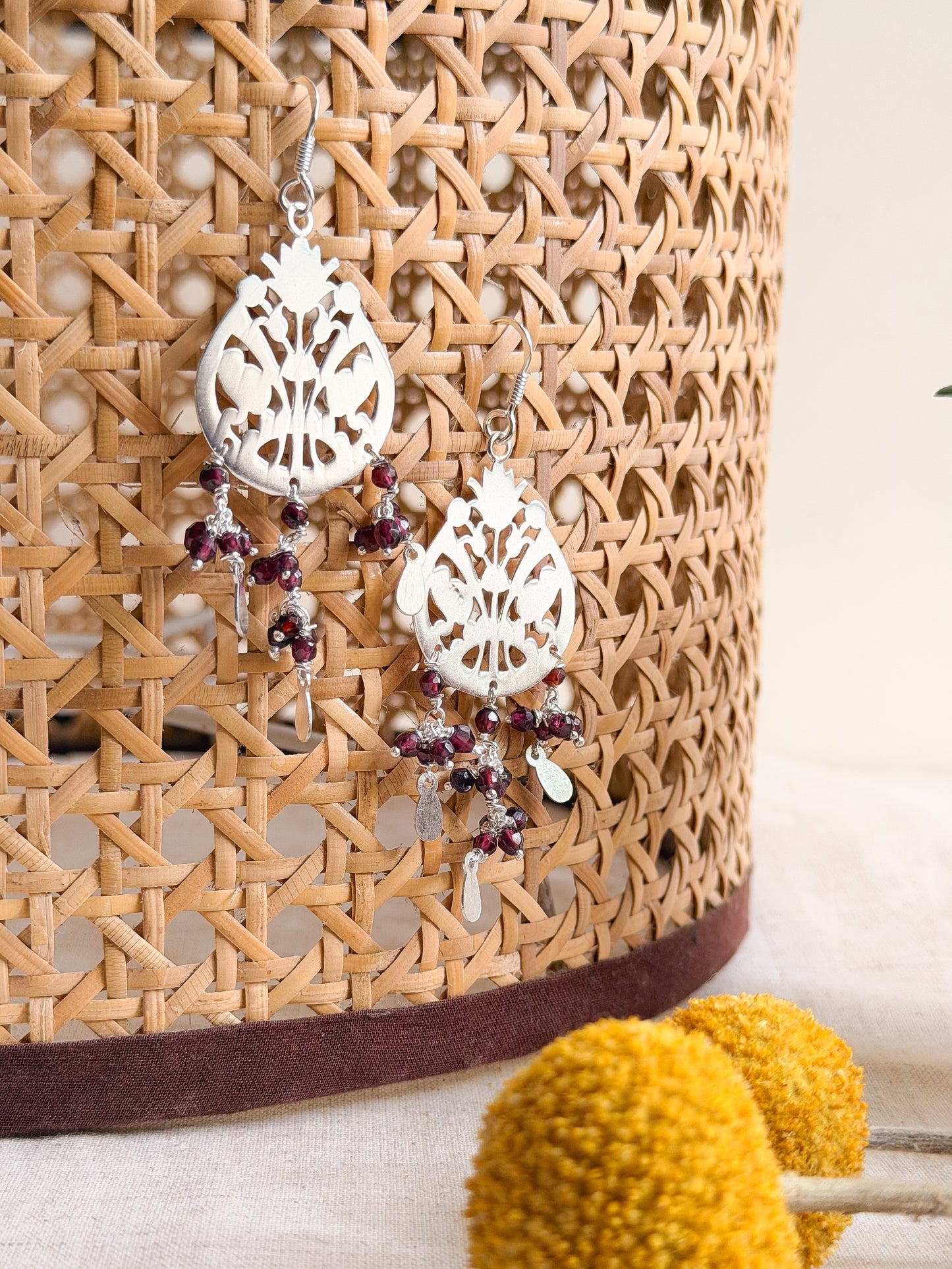 Jaali silver earring with fish hook (2 colors)