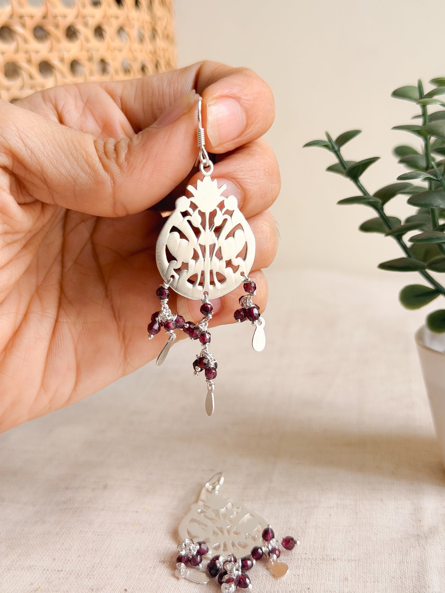 Jaali silver earring with fish hook (2 colors)