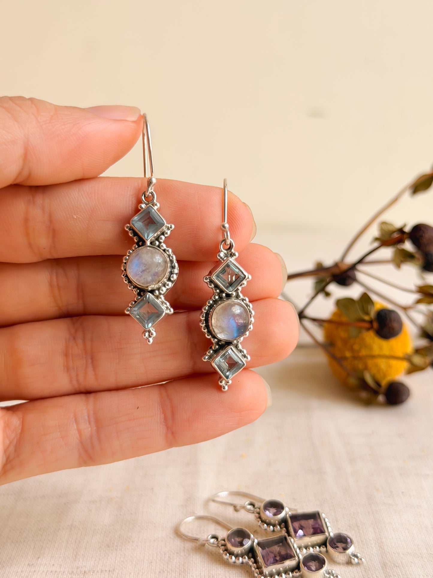 Trikon silver earring with fish hook and gemstones (4 color variant)