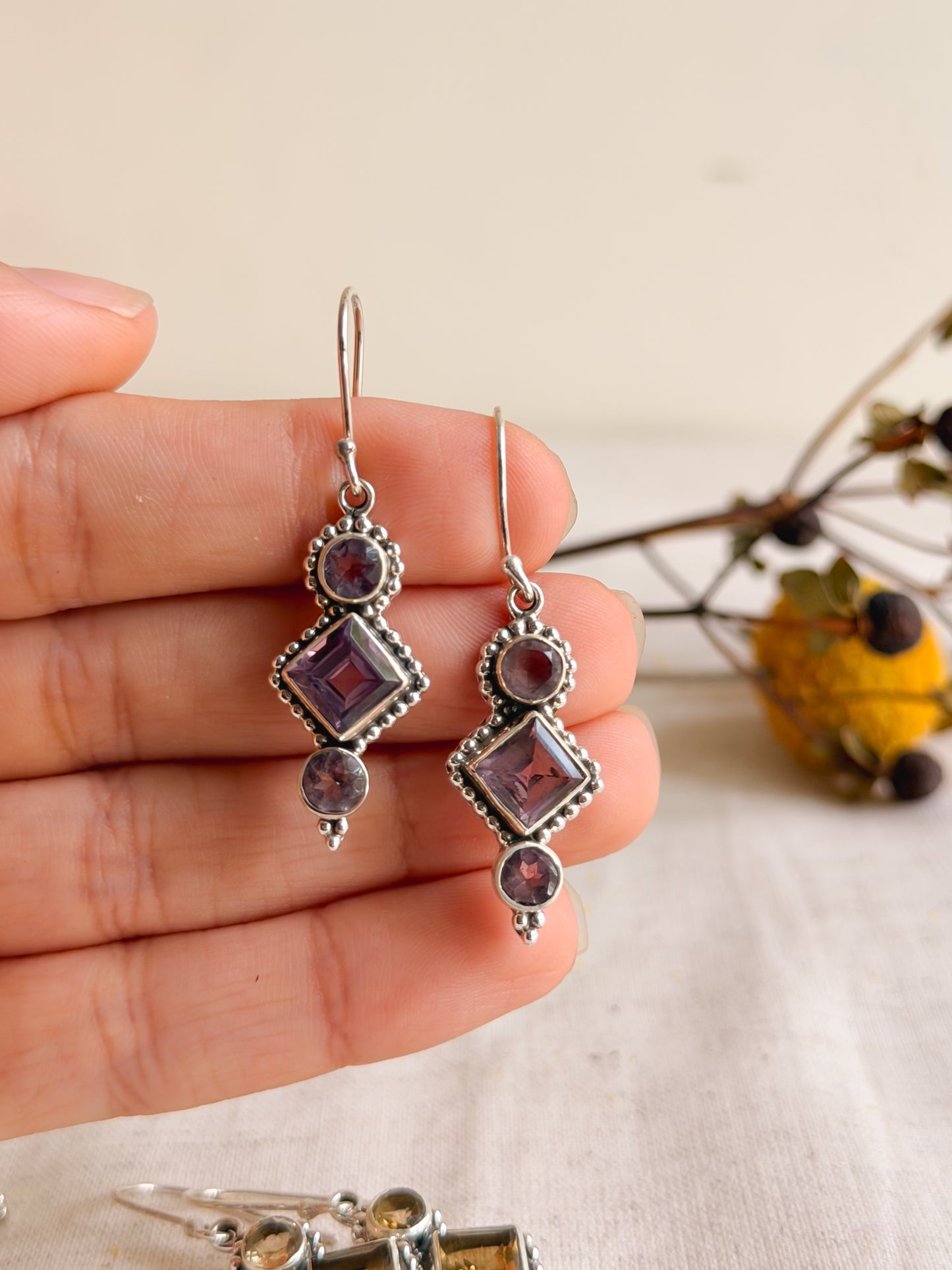 Trikon silver earring with fish hook and gemstones (4 color variant)