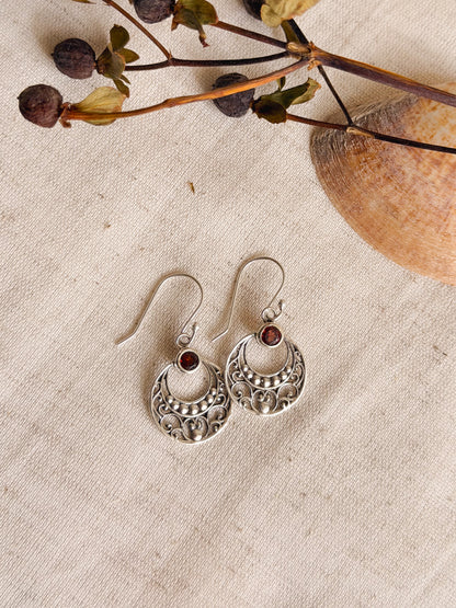 Mahtab silver fish hook earrings (2 variants)