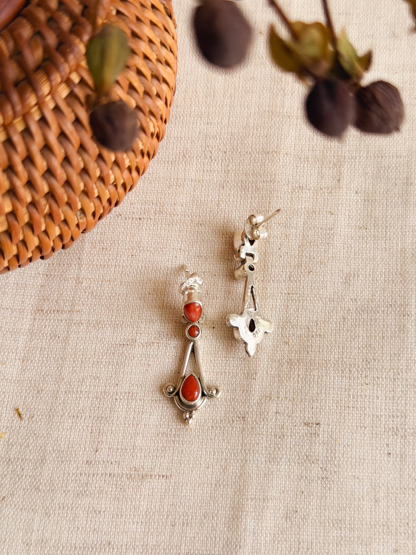 Marjan silver earring with coral stones
