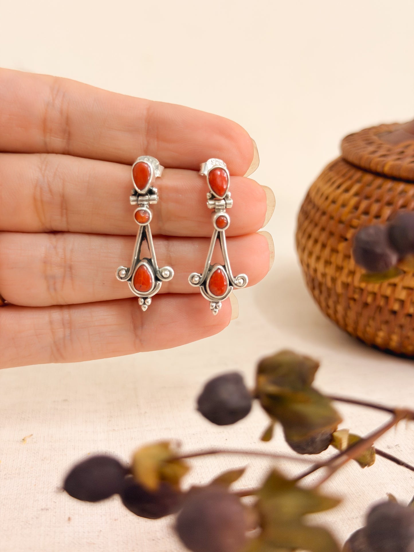 Marjan silver earring with coral stones