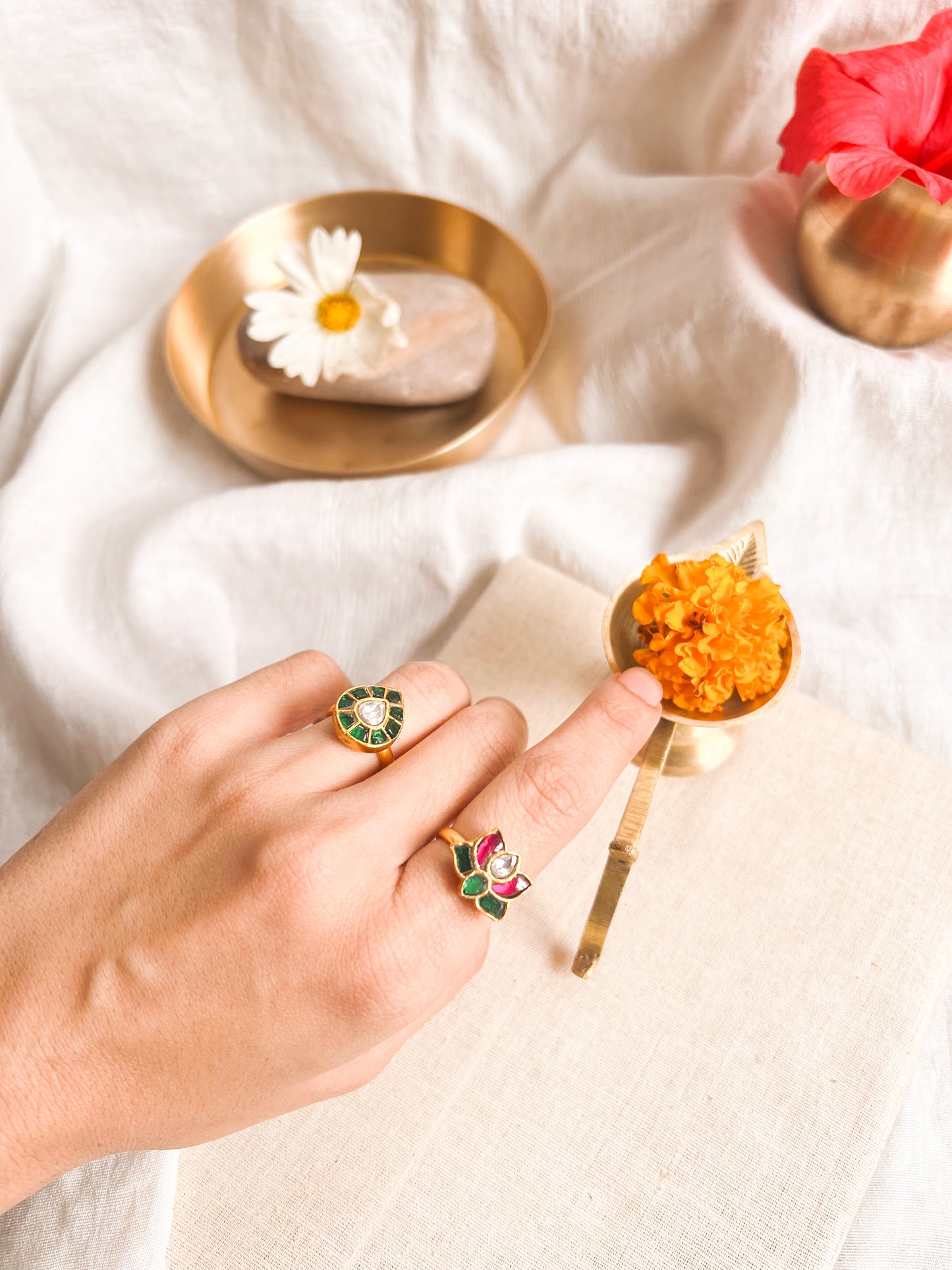 Palash gold plated ring with kundan in silver