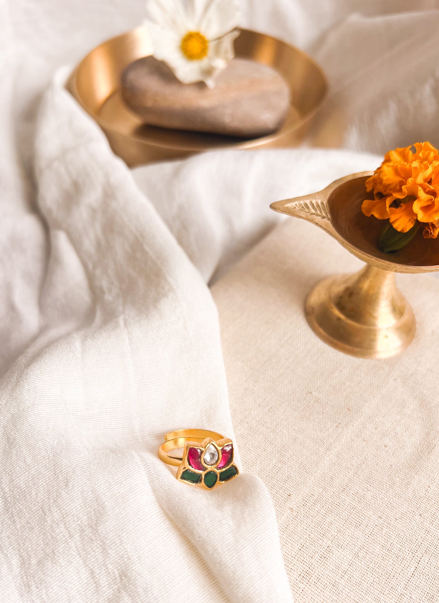 Saroja mini adjustable kundan ring with gold plating on silver