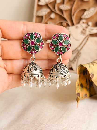 Siddhi silver jhumka with kundan details