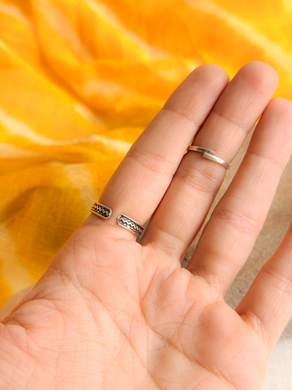 Dilbahar oxidised silver ring with ghunghroo (adjustable)
