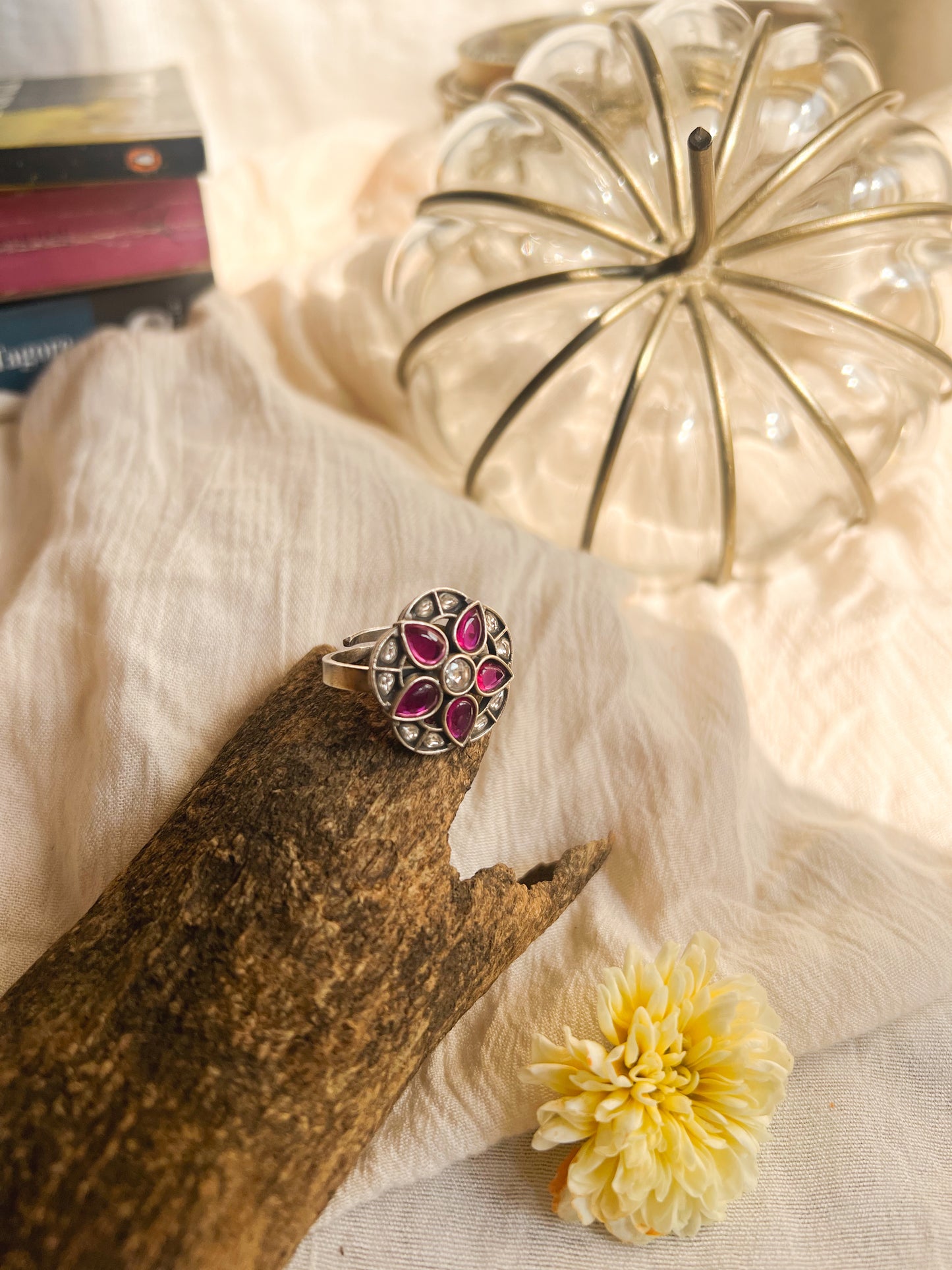 Vatsala silver ring with ruby onyx and kundan details