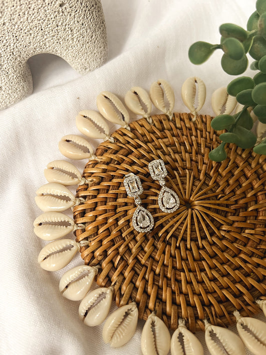 Aureate sterling silver drops with zircons
