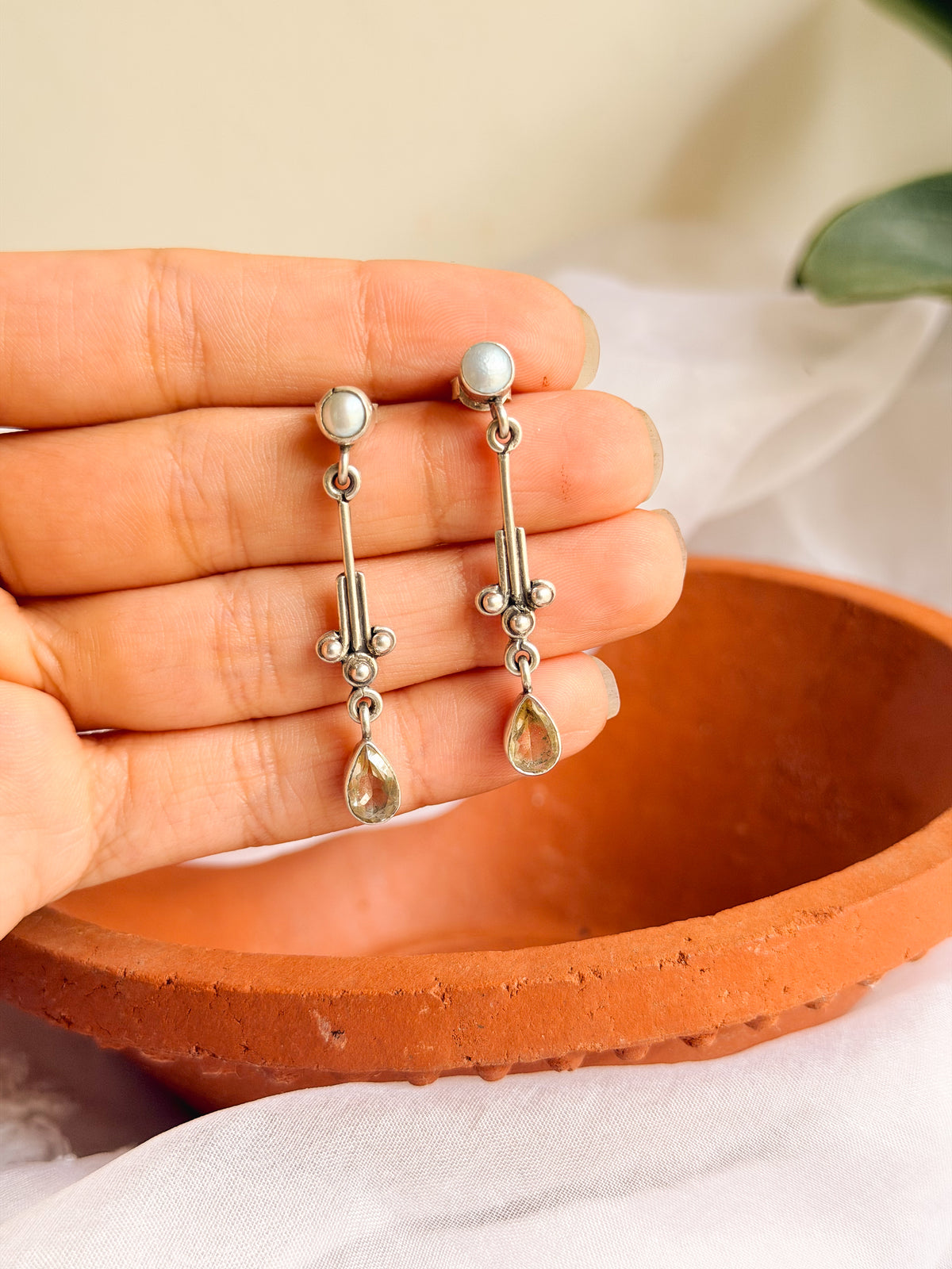 Sahira silver dangler with yellow citrine drop