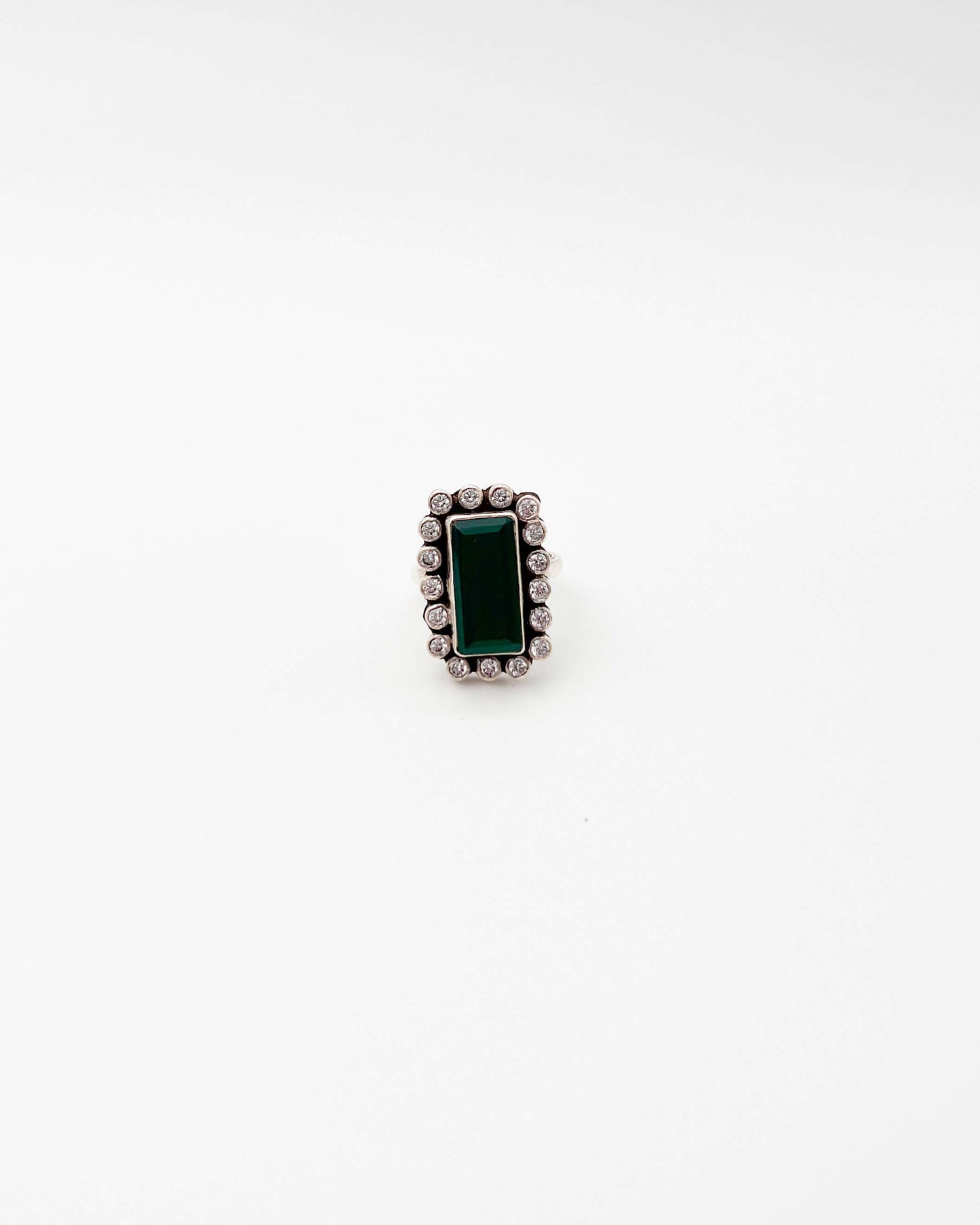 Chokhat ring with green onyx and zircons