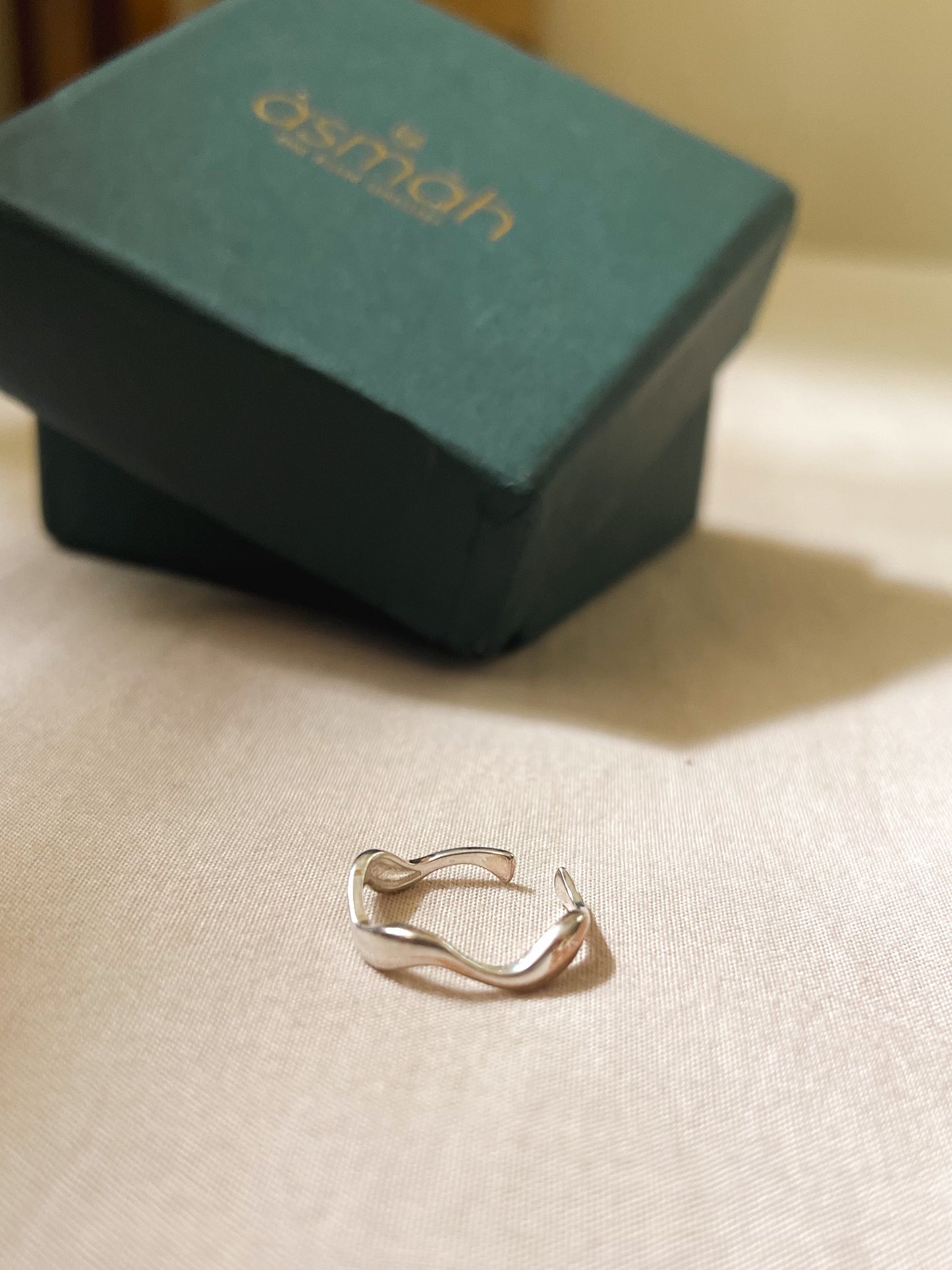 Ebb organic adjustable 925 silver ring (1 piece)