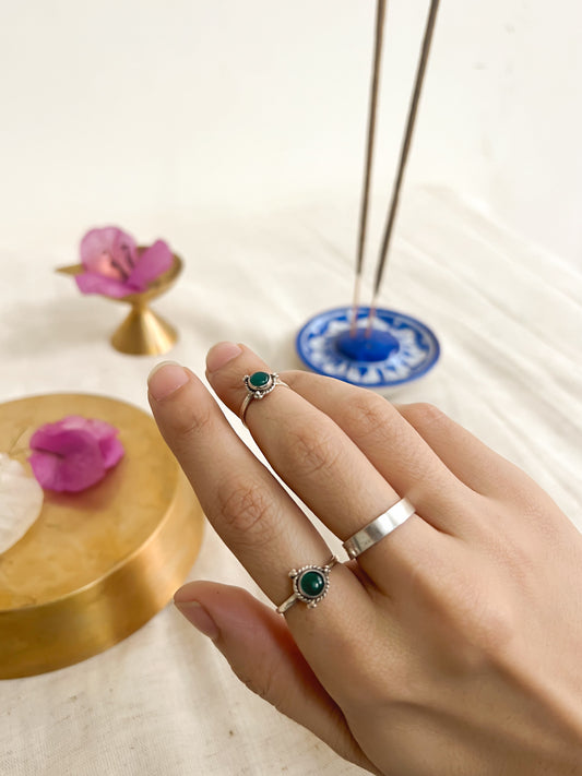 Tara adjustable ring with green onyx in sterling silver