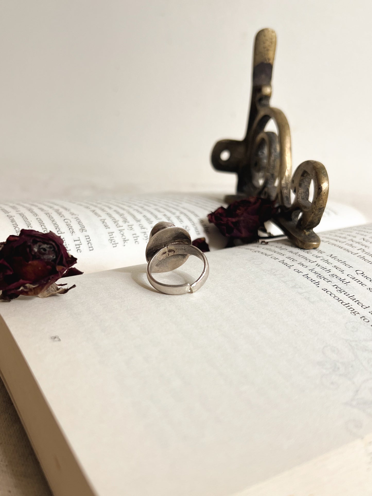 Shanti ring in oxidised sterling silver with moonstone (adjustable)