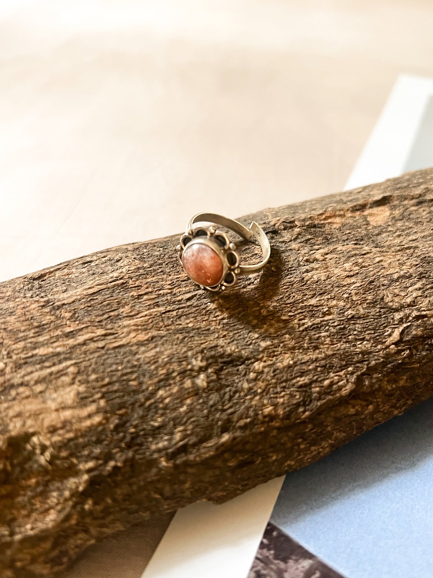 Sharanya ring with peach suntone in silver ( adjustable)