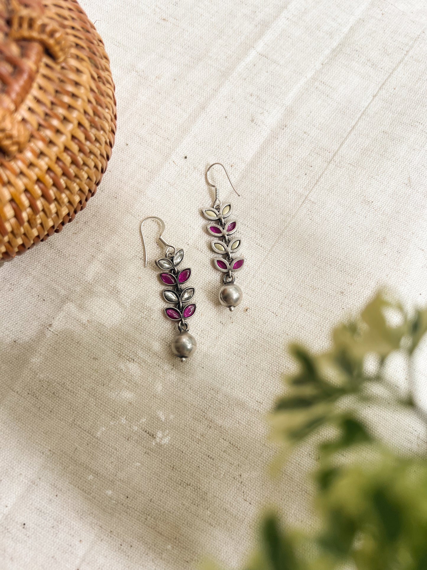 Bela kundan danglers in silver with fishhook