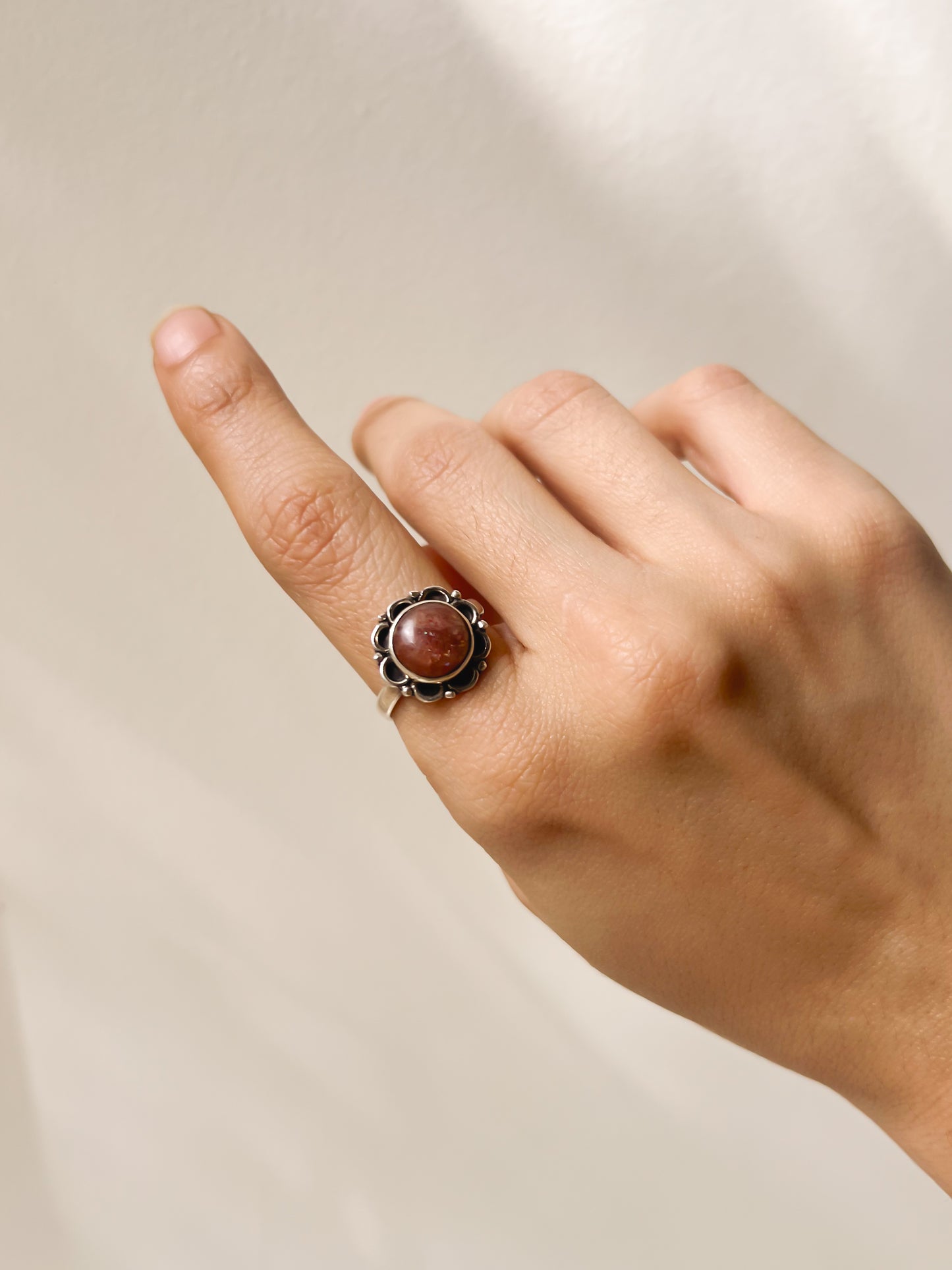 Sharanya ring with peach suntone in silver ( adjustable)