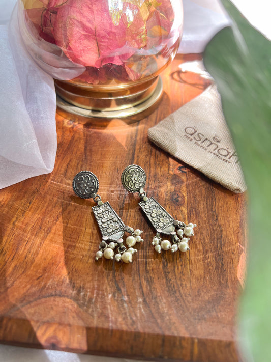 Veda oxidised silver dangler with cluster pearls