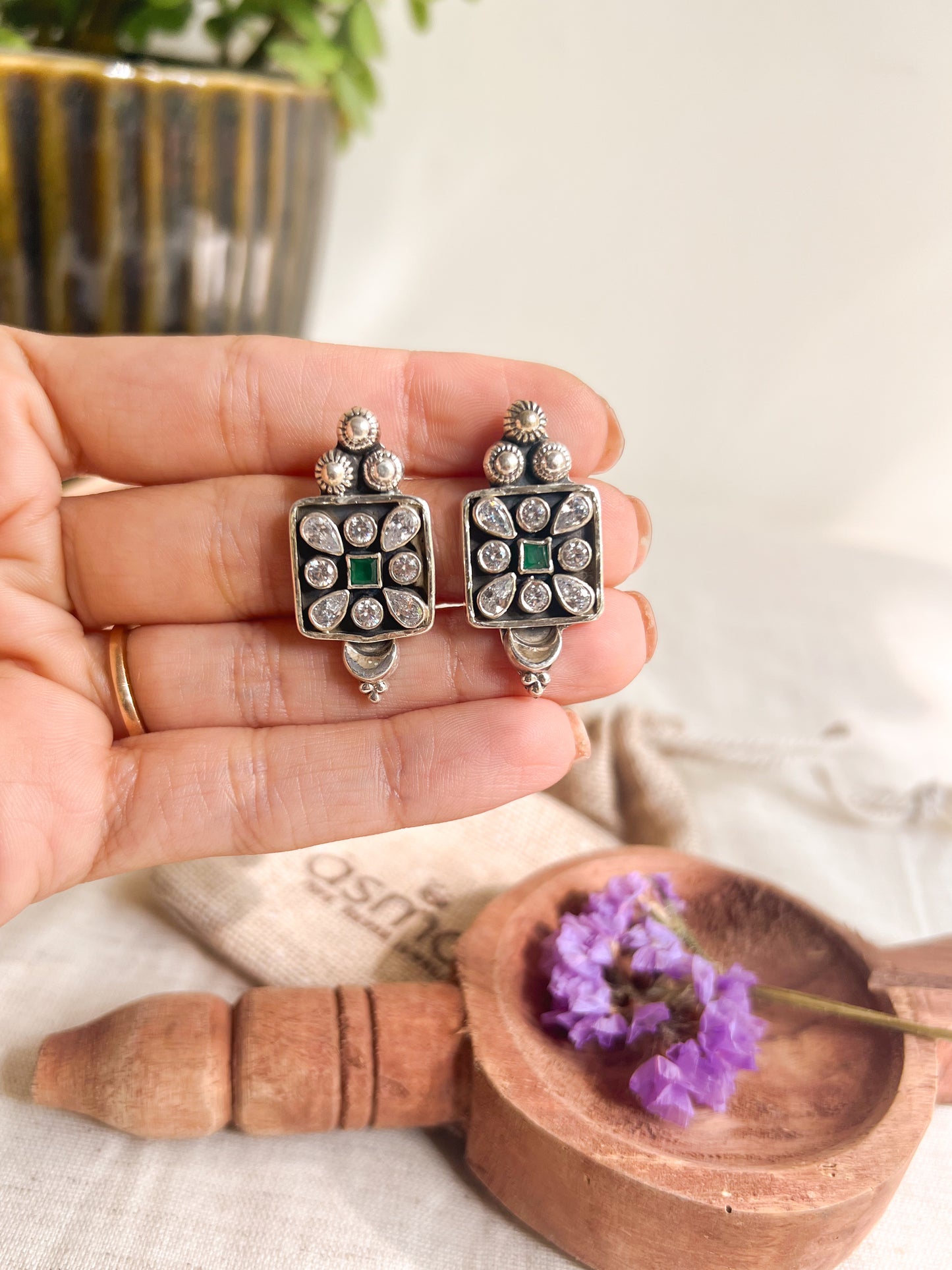 Sathiya square studs in sterling silver with kundan detail