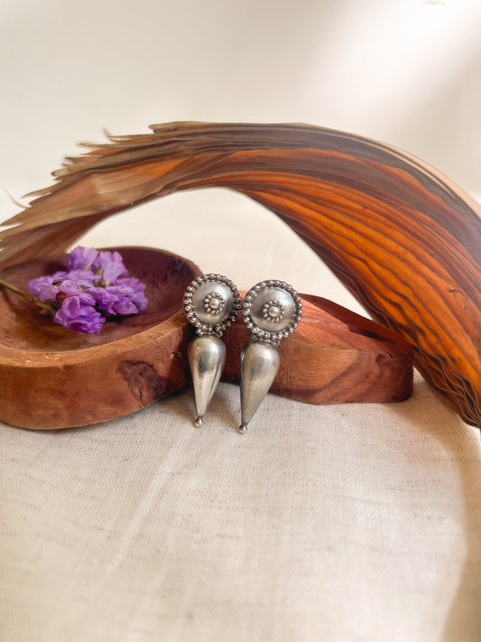 Indra oxidised sterling silver pushback studs