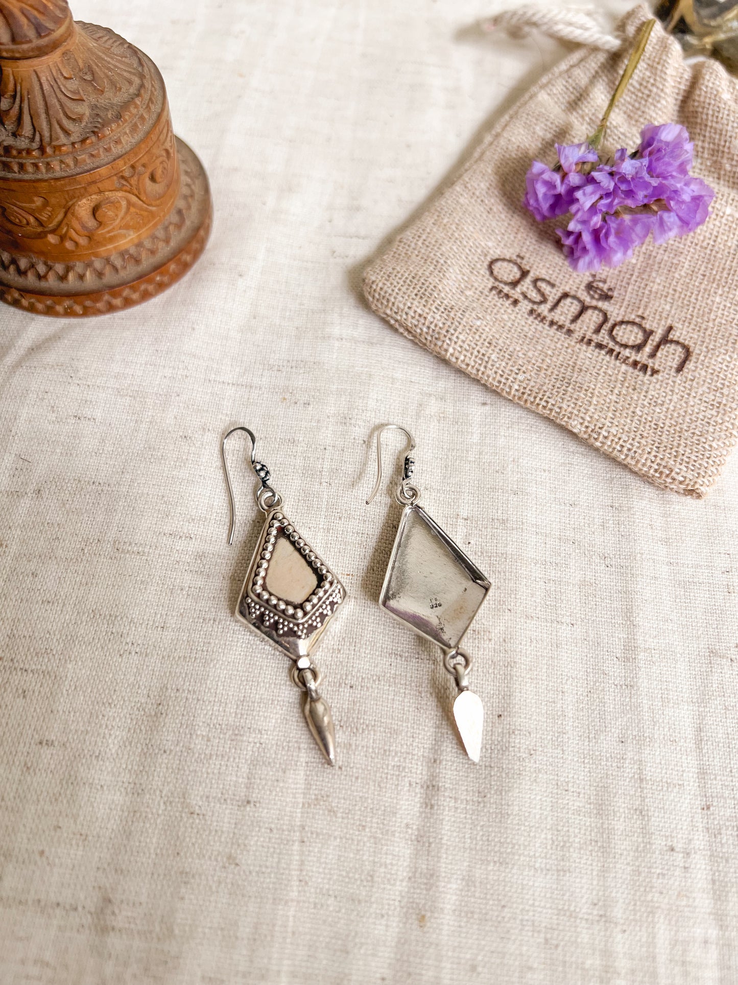 Mahira classic silver fish hook earrings