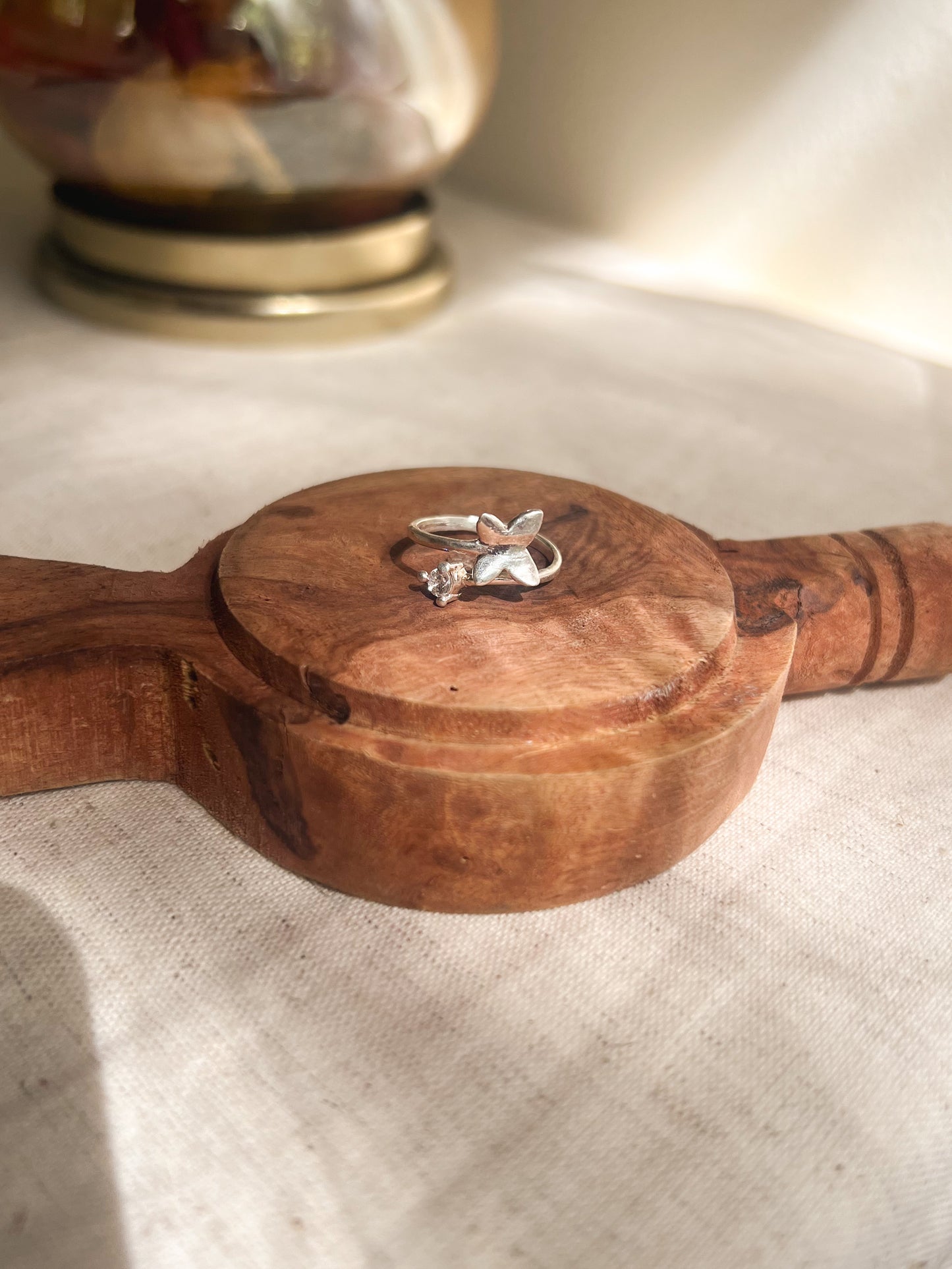 Aparajita silver ring with zircon (adjustable)