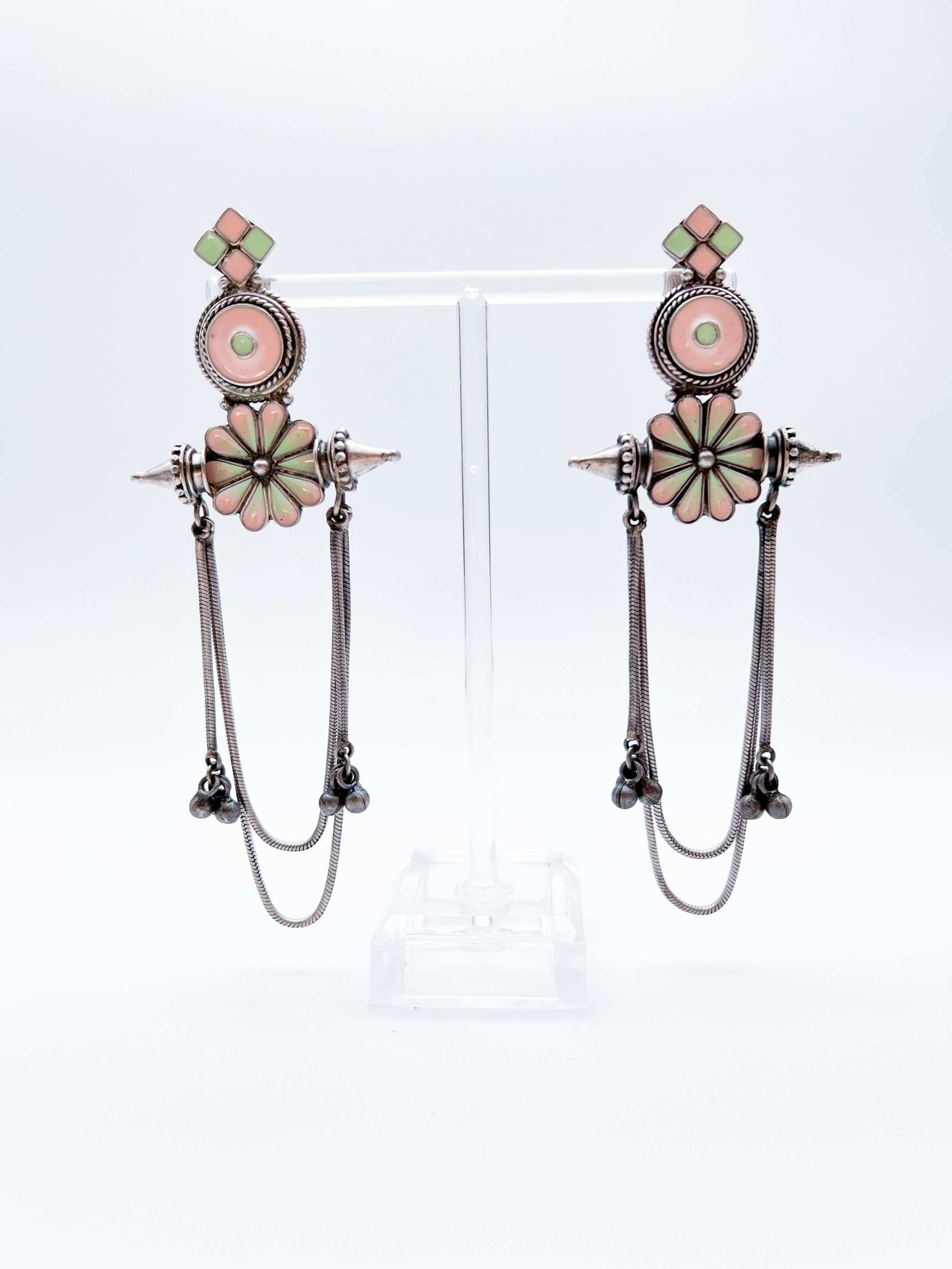 Parthi long silver earring with enamel details